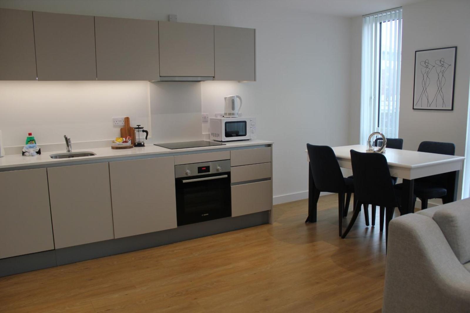 เบิร์คส์ ลักชัวรี เซอร์วิส อพาร์ทเมนท์ Apartment แบล็กเนลล์ ภายนอก รูปภาพ