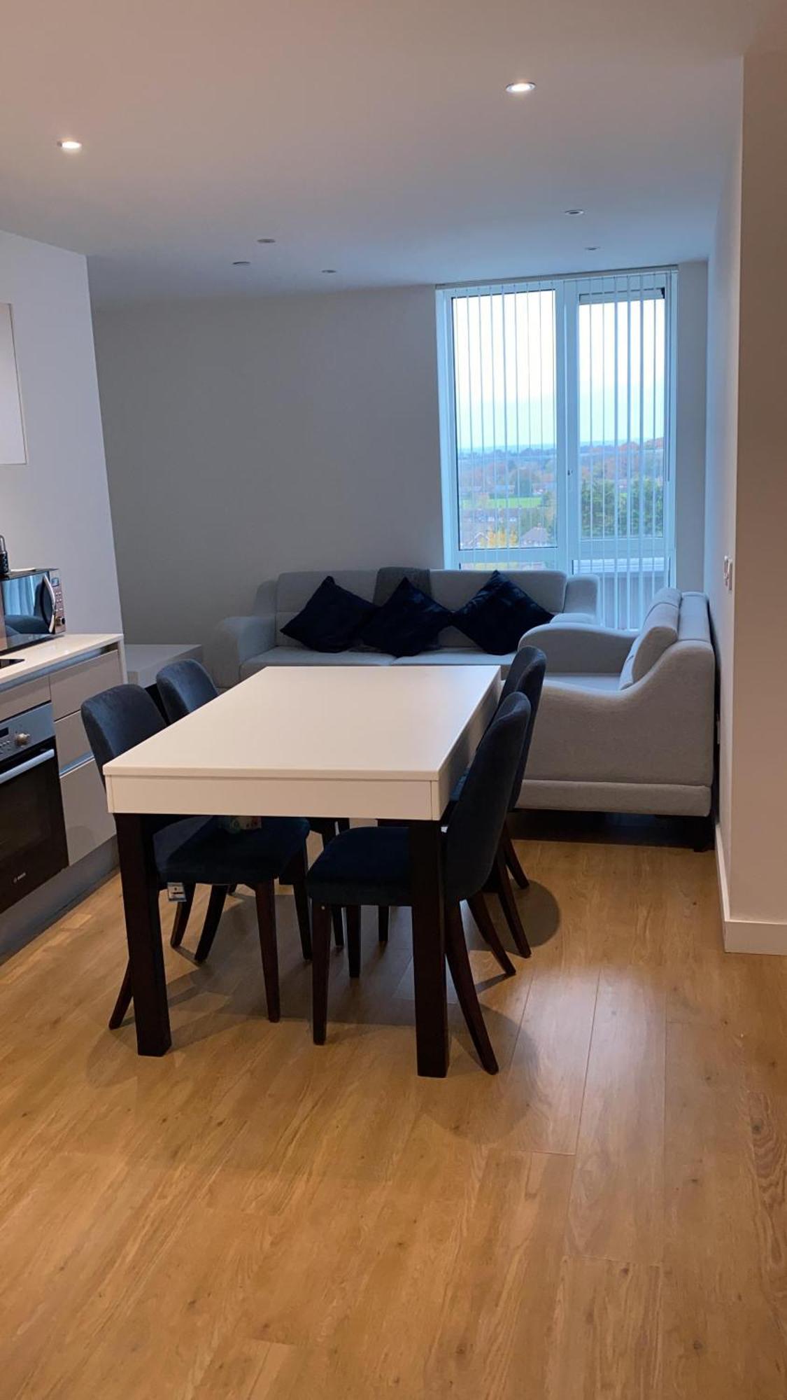 เบิร์คส์ ลักชัวรี เซอร์วิส อพาร์ทเมนท์ Apartment แบล็กเนลล์ ห้อง รูปภาพ
